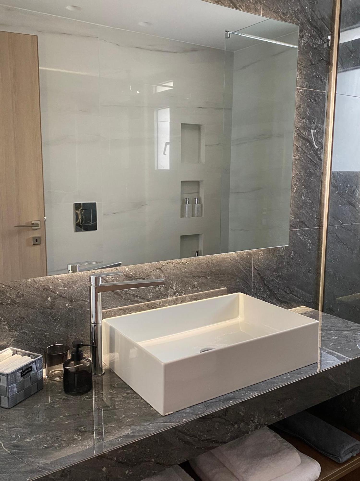 ナフプリオMarble Luxuryアパートメント エクステリア 写真